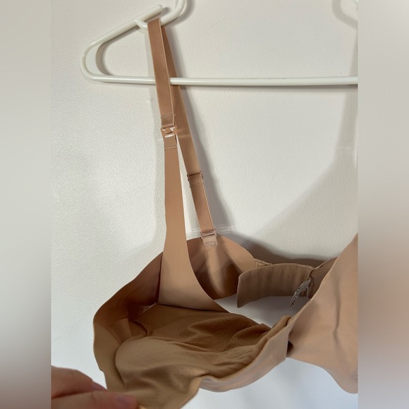 Knix Nursing Bra Size 5 Beige Padded V-Neck Wireless Easy Clips - Picture 2 of 7